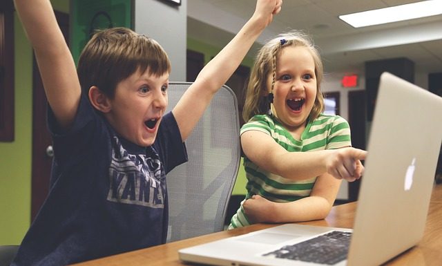 Samodzielnie czy z dziećmi. 