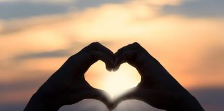 Kłucie serca - co oznacza?