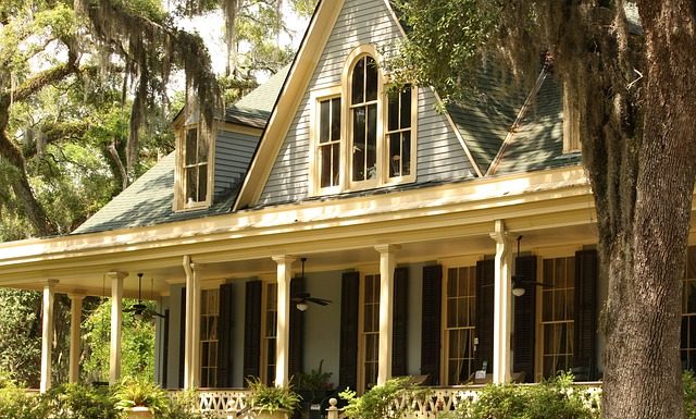 Charakterystyka zabudowy wsi oraz obrzeży miast Charakterystyka zabudowy wsi oraz obrzeży miast