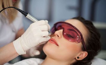 3 najlepsze zabiegi na odmłodzenie skóry twarzy