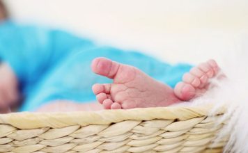 Czego nie może zabraknąć w wyprawce dla noworodka? wyprawce dla noworodka