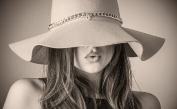 Jakie jeansy są modne w 2023? Jakie jeansy są modne w 2023?