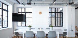 Jak wygłuszyć salę weselną?