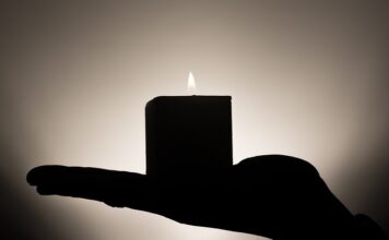 Czy czapka z kaszmiru jest ciepła?