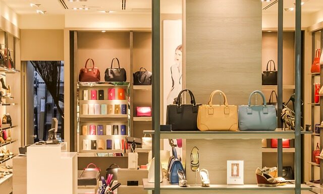 Jak nazywa się sklep religijny? Jak nazywa się sklep religijny?