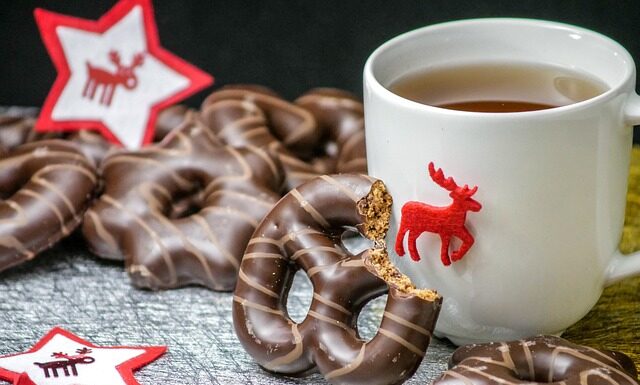 Jak fajnie ozdobić pudełko? Jak fajnie ozdobić pudełko?