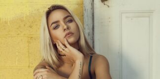 Jak przechowywać długie kolczyki?