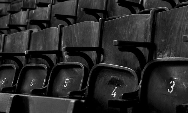 Czy numeruje się stół państwa młodych? Czy numeruje się stół państwa młodych?