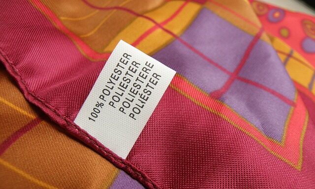 Czy poliester nadaje się na zimę?