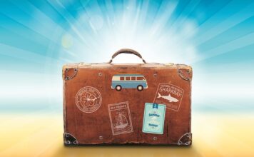 Jak usunąć naklejkę z czapki?