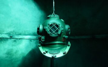 Jak nazywa się strój kąpielowy składający się z koszulki i majtek?