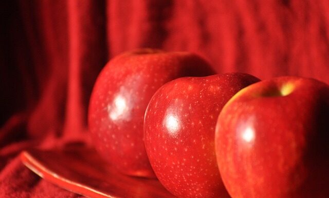 Ile trzeba zapłacić za talerzyk na wesele?