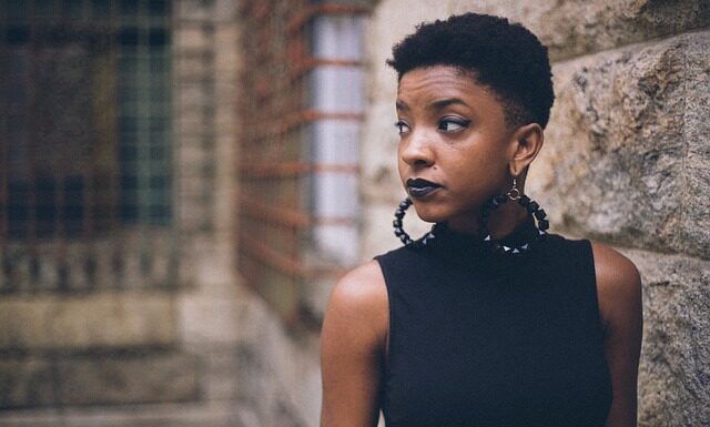 Czy kolczyki Chanel są złote? Czy kolczyki Chanel są złote?