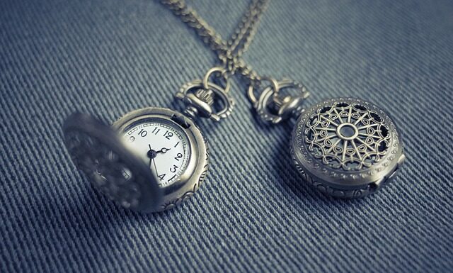 Czy można czyścić srebro octem? Czy można czyścić srebro octem?