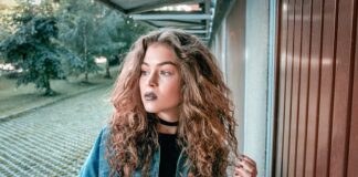 Co oznacza choker na szyi zapytaj?