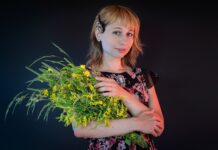 Jaki kolor torebki do żółtych butów?