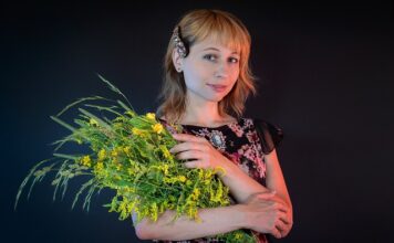 Jaki kolor torebki do żółtych butów?