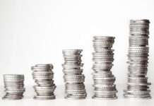 Ile pieniędzy dają rodzice na ślub? Ile pieniędzy dają rodzice na ślub?