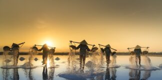 Czy kapelusze damskie są modne?