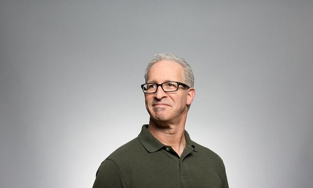 Jaka koszulka do spodni dresowych? Jaka koszulka do spodni dresowych?