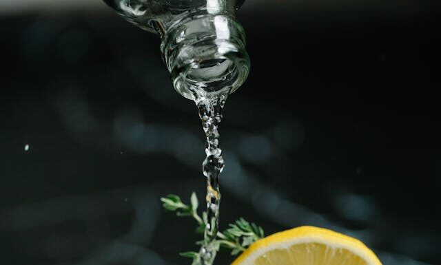 Koktajle z whisky: Przepisy i techniki mieszania Koktajle z whisky